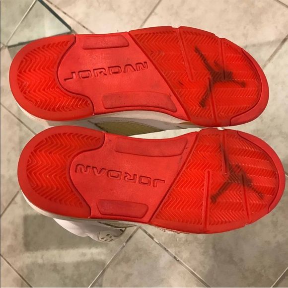 WMNS Air Jordan 5 Retro ‘SUNSET’ - Picture 6 of 8